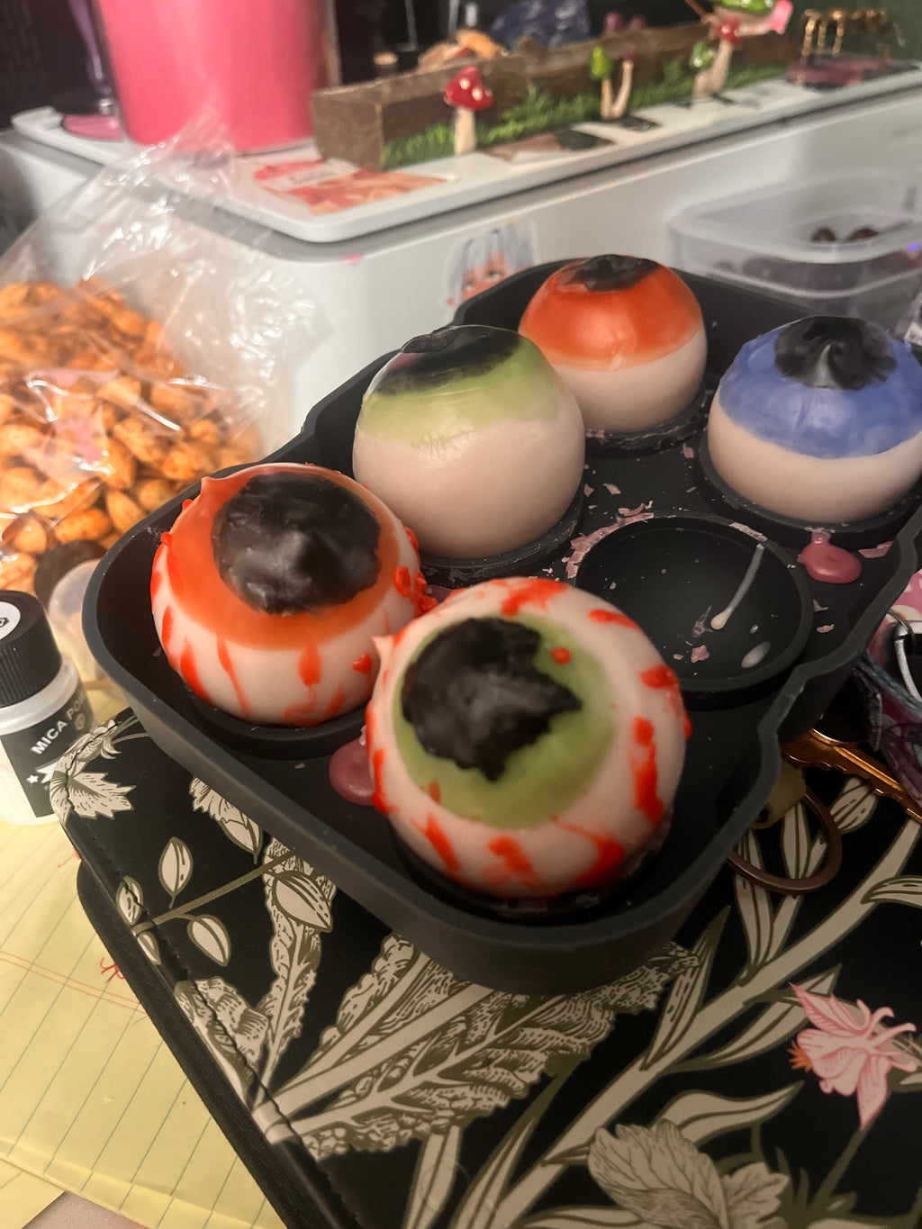 Supr-Eyes Inside Wax Melt